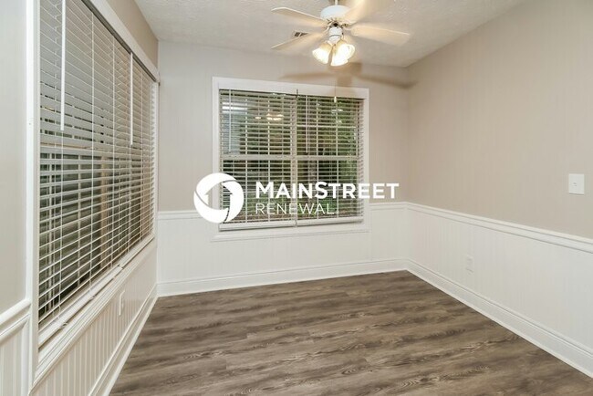 Building Photo - 3 Bedroom Pet-Friendly Home in Covington, ...