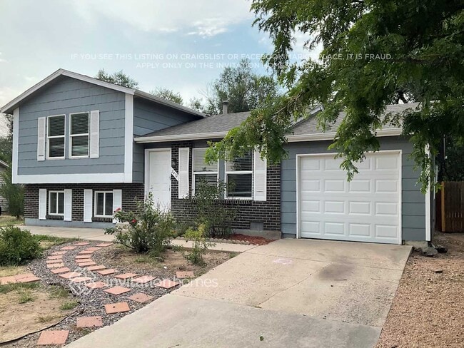 Building Photo - 2410 Payne Cir W