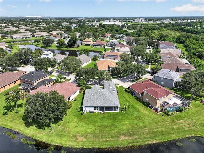 Building Photo - 10725 Banfield Dr