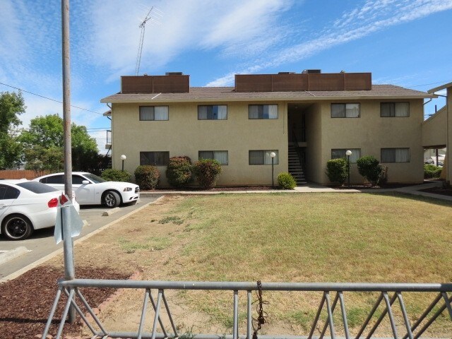Building Photo - Maxwell Garden Apartments