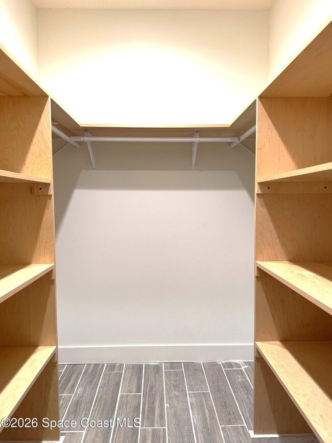 Building Photo - 2851 Edington Dr