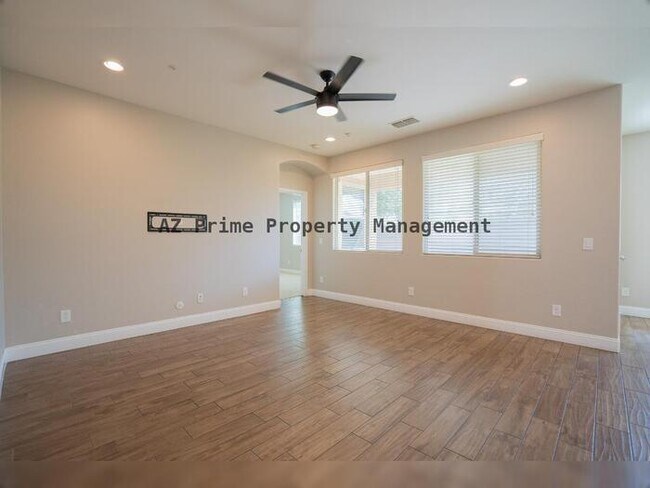 Building Photo - 9215 W Dreyfus Dr