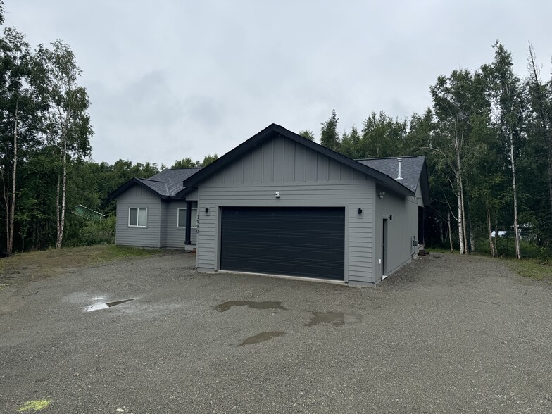 Primary Photo - 3990 S Birch Cove Dr