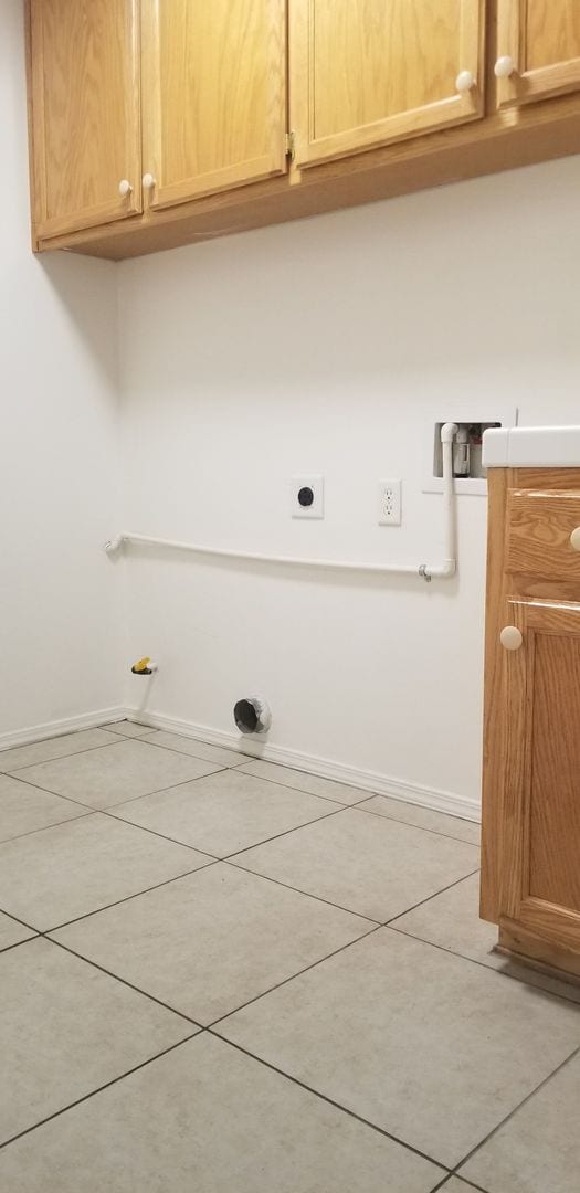 Building Photo - 4700 Betony Dr