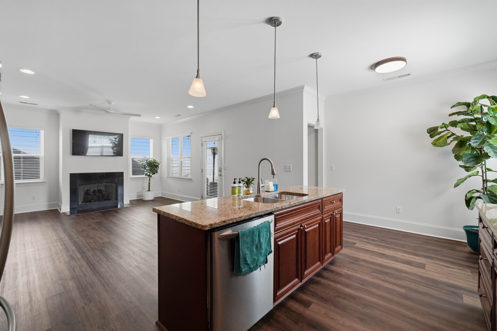 Building Photo - 20264 Harroway Dr
