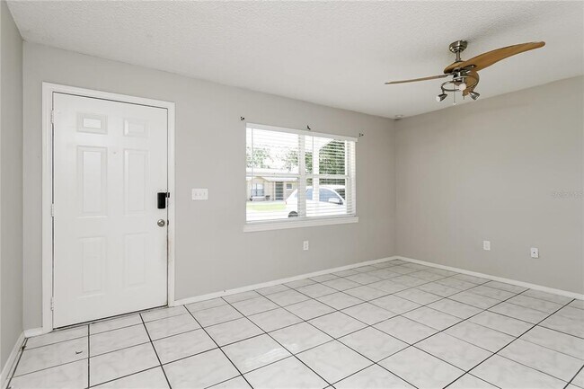 Building Photo - 259 Magellan Dr