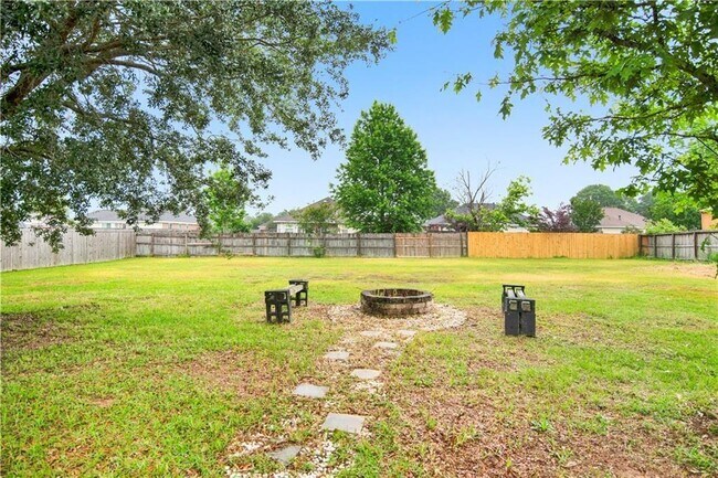 Building Photo - 3546 Viking Ct