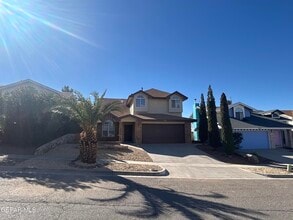 Building Photo - 538 Olmeca Dr