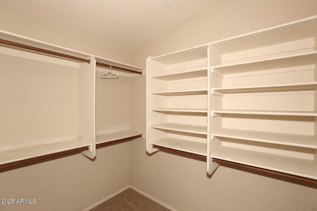 Building Photo - 4604 E Sands Dr