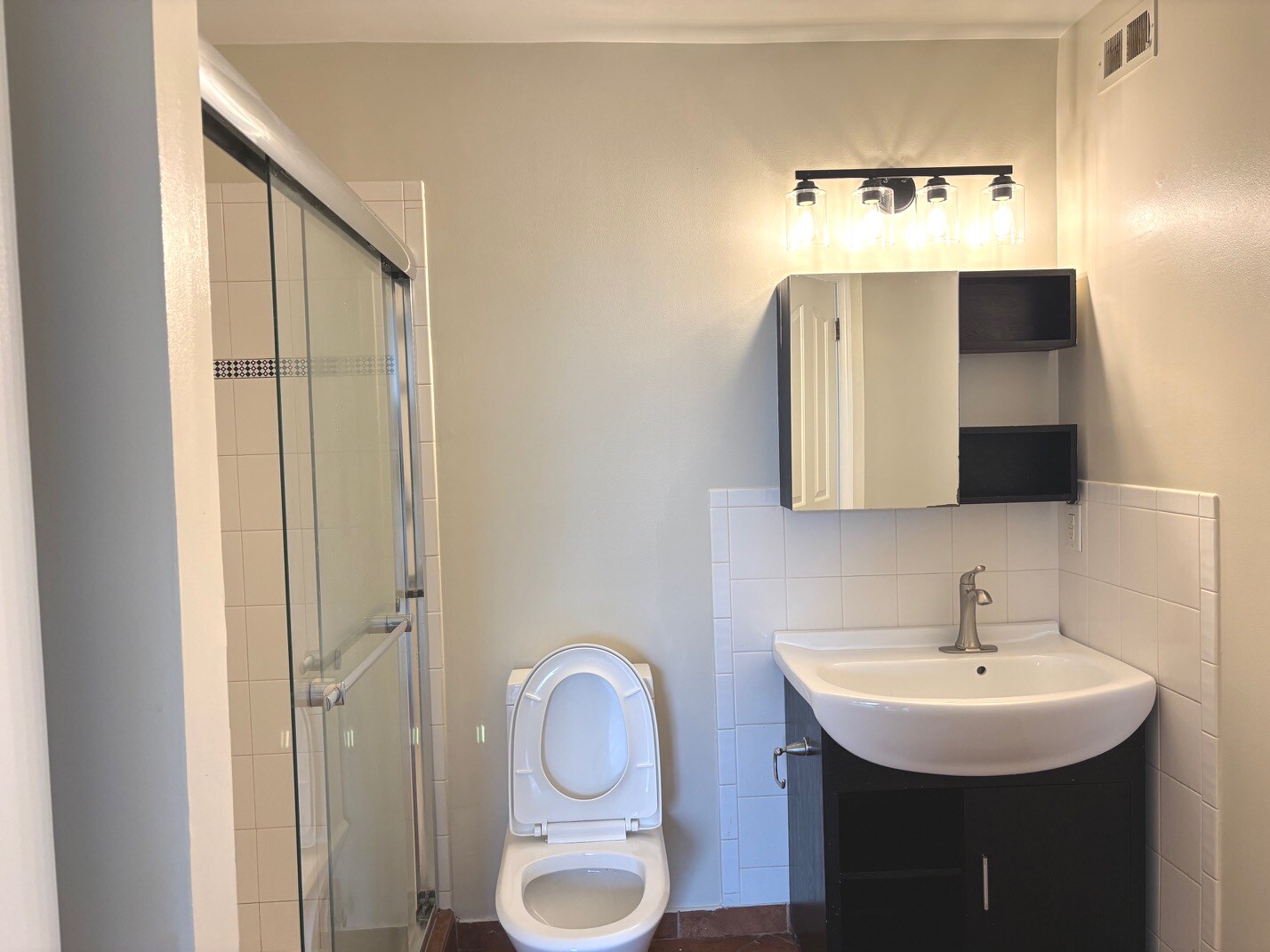 Building Photo - 106 Remington Ct