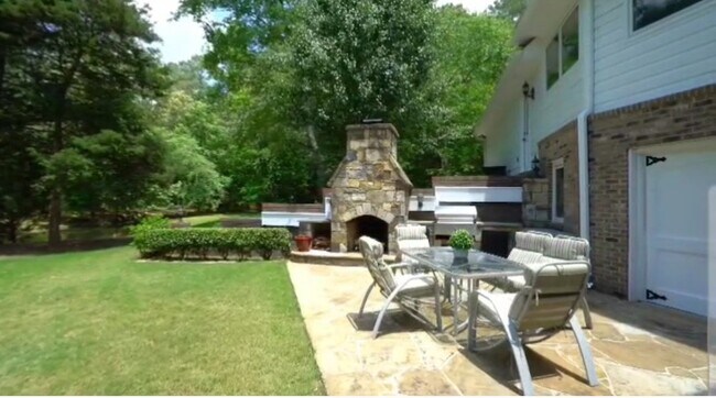 Building Photo - 3291 Garmon Dr