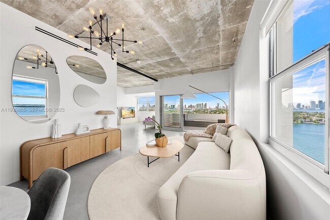 Building Photo - 3 Island Ave