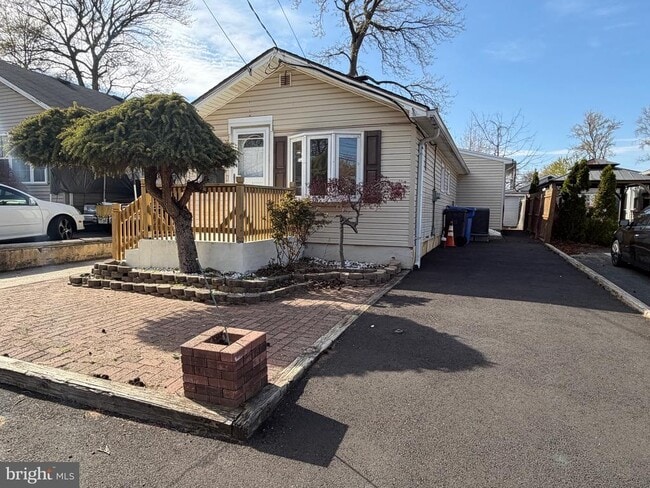 Building Photo - 226 Outlook Blvd