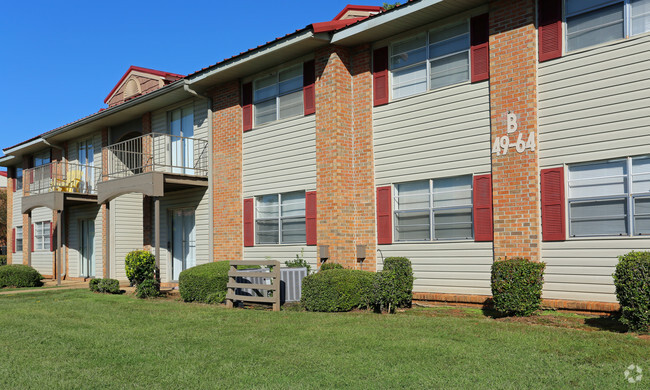 Building Photo - Millbrook Pointe Apartments