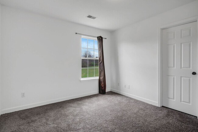 Building Photo - Timber Trail Drive Rental