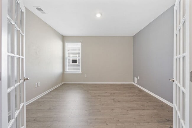 Building Photo - Modern 3 Bedroom 2 Bathroom Myrtle Beach Home