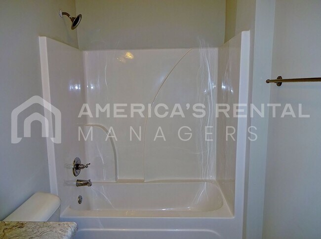 Building Photo - Home for Rent in McCalla! AVAILABLE NOW!! ...