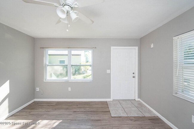 Building Photo - 410 Snyder Dr