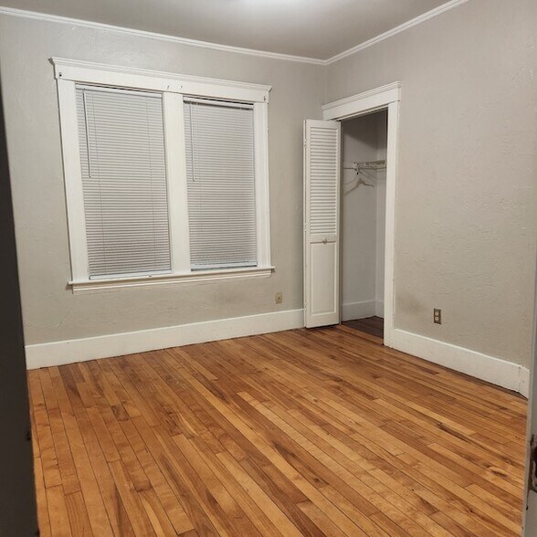 Building Photo - 5 Cohasset St