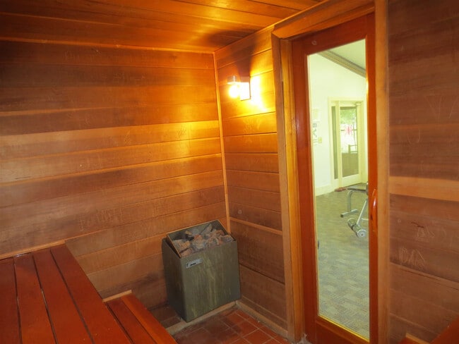 Building Photo - 34 Rio Grande Cir