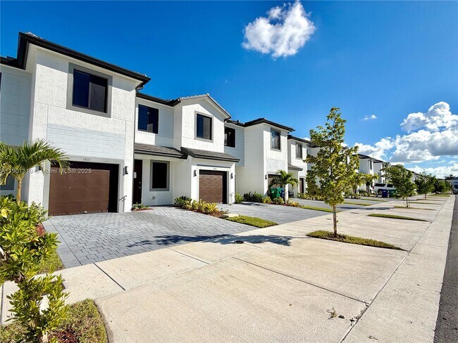 Building Photo - 19113 SW 344th Ter