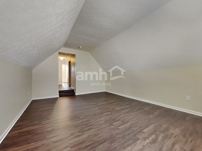 Building Photo - 4263 N Gensen Loop