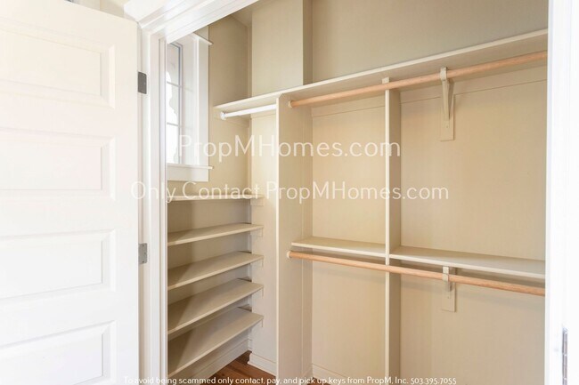 Building Photo - Charming Three Bedroom Home in Arbor Lodge!