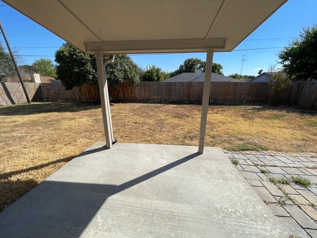 Building Photo - 112 Brookway Dr