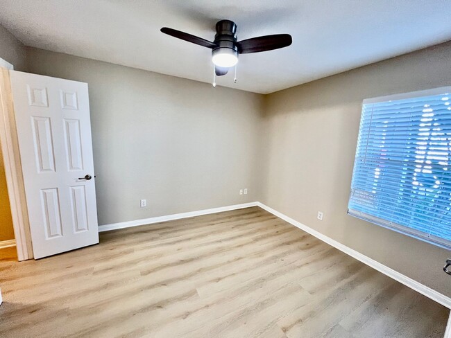 Building Photo - Nice 1 bedroom Condo