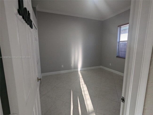 Building Photo - 14967 NW 91st Ct