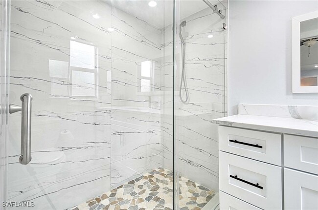 Building Photo - 827 100th Ave N