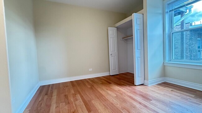 Building Photo - 4606 N Seeley Ave