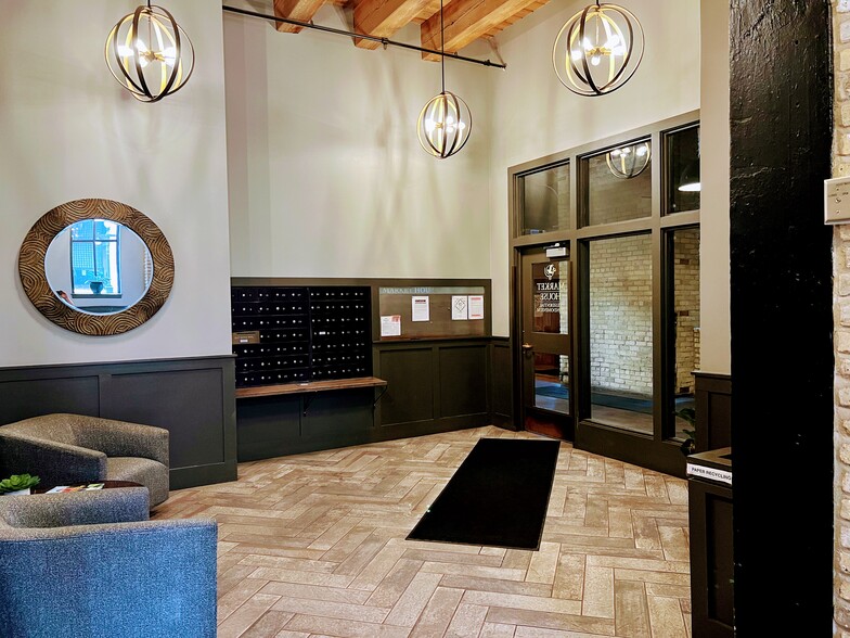 Building Lobby - 289 5th St E