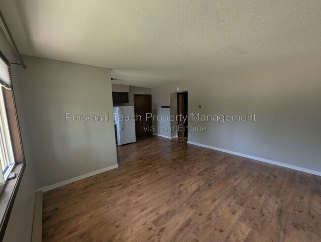 Building Photo - 130 2nd Ave