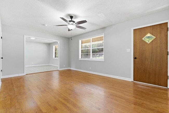 Building Photo - Updated 3BR/2BA Home in Phenix City, AL