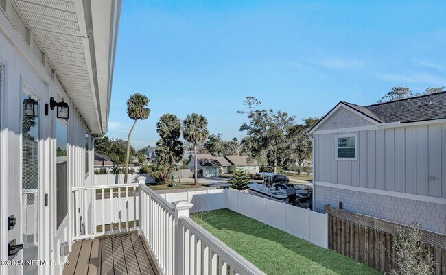 Building Photo - 1328 6th Ave N