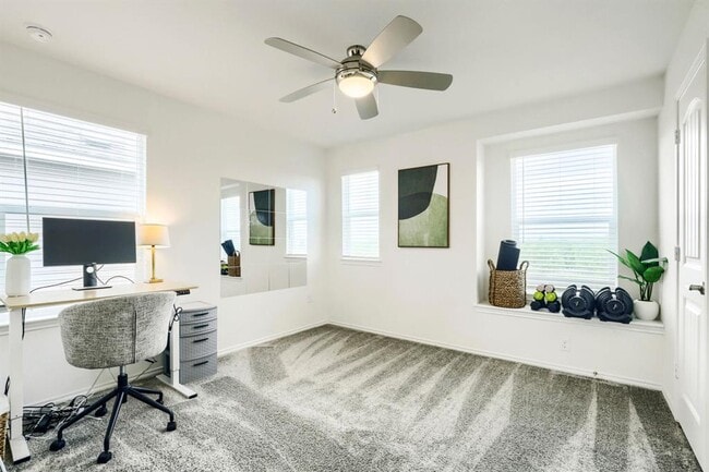 Building Photo - 6504 Albany Sleigh Dr