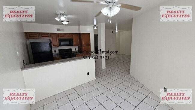 Building Photo - The Village in Midvale Park - Downstairs 1 bedroom - upgraded