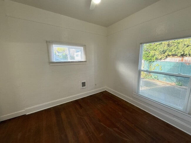 Building Photo - 1353 Commercial St SE