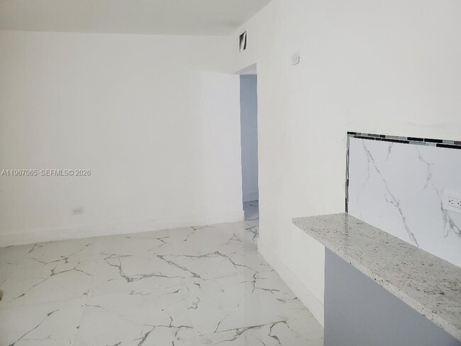 Building Photo - 15300 Leisure Dr