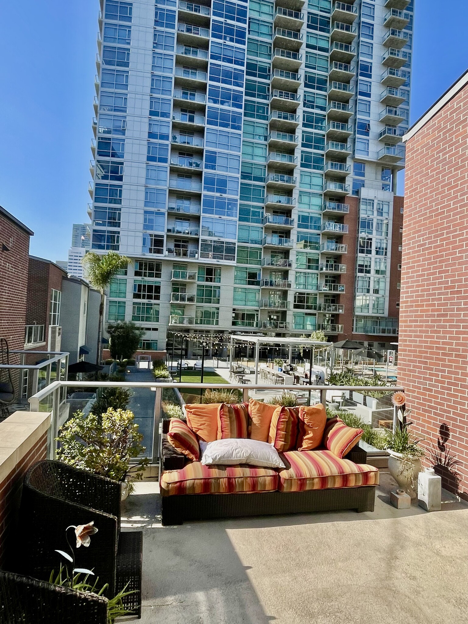 Patio - 820 Island Ave