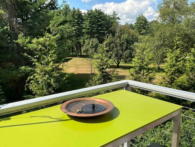Building Photo - 393 Brackett Rd