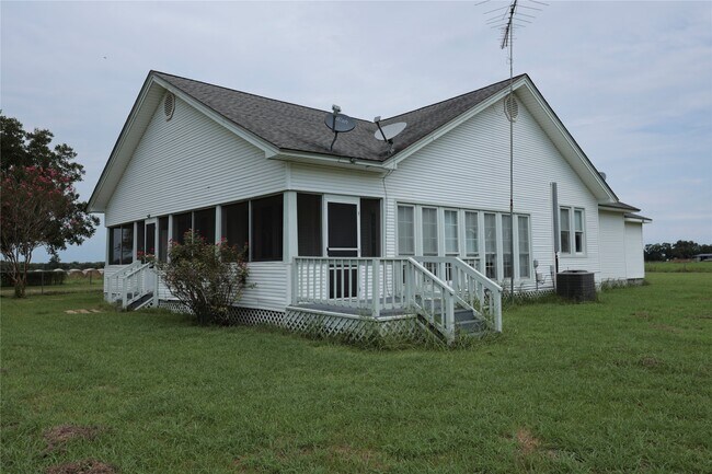 Building Photo - 3289 Co Rd 158