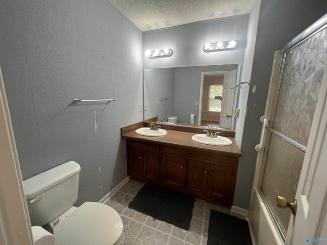Building Photo - 13333 Dickens Ln