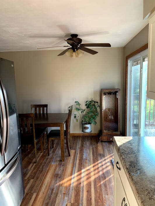 Building Photo - 1285 Green Acres Ln