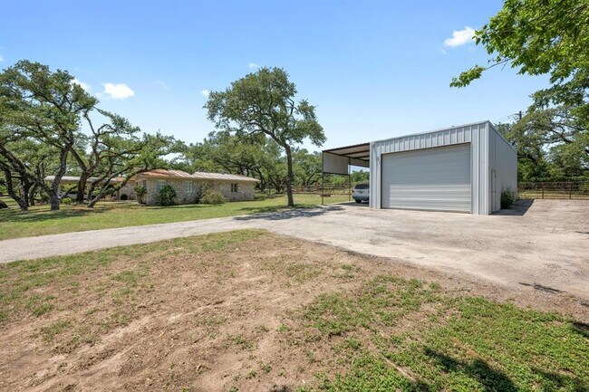Building Photo - 7800 Hudson Loop