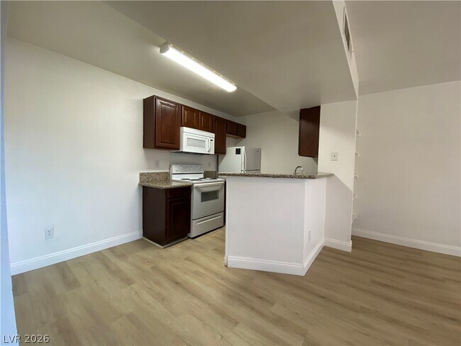 Building Photo - 5174 S Jones Blvd