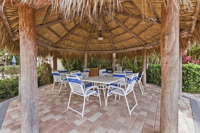 Building Photo - 1361 S Ocean Blvd