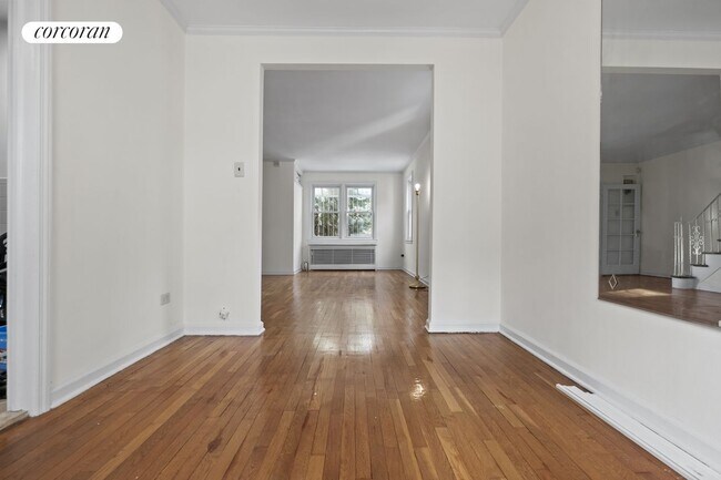 Building Photo - 68-20 Selfridge St