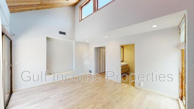 Building Photo - 2360 Riverwood Pines Dr